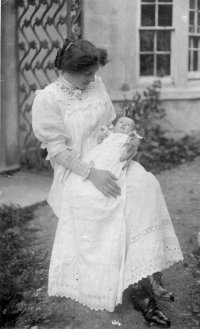 Grandma Crabb and Irene 1921/22